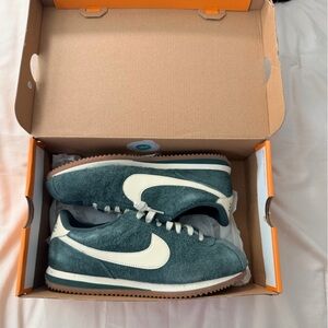 Nike Teal and Cream Sneakers
